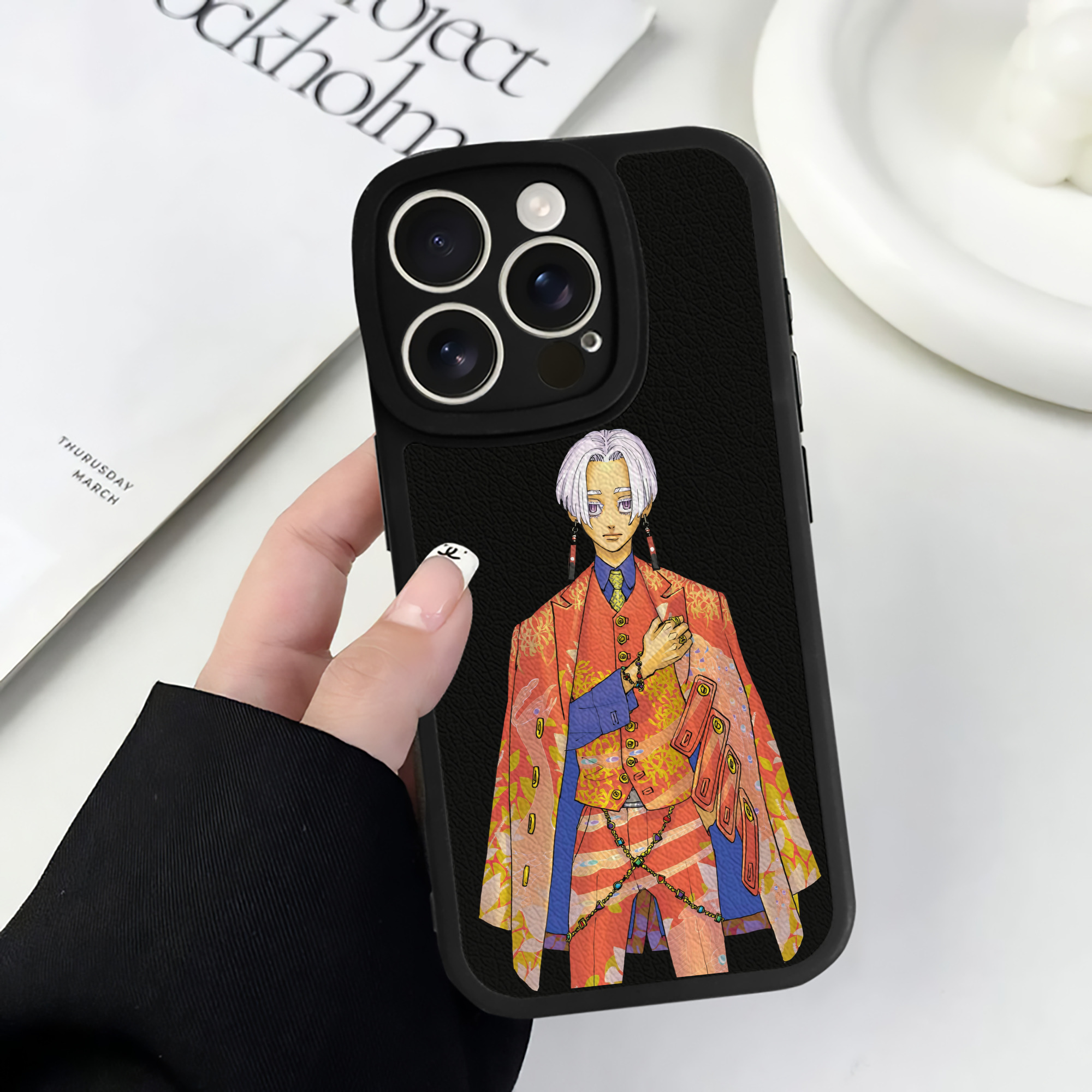（画像用） 東京リベンジャーズ Tokyo Revengers 【iPhone 16シリーズ対応】シリコンスマホケース（レザー調） 材質：シリコン